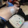Poluautomatski vanjski defibrilator za javne prostore