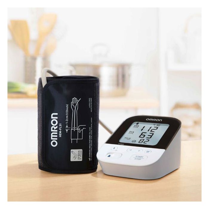 Omron tlakomjer na nadlakticu M4 s povezivanjem na mobitel